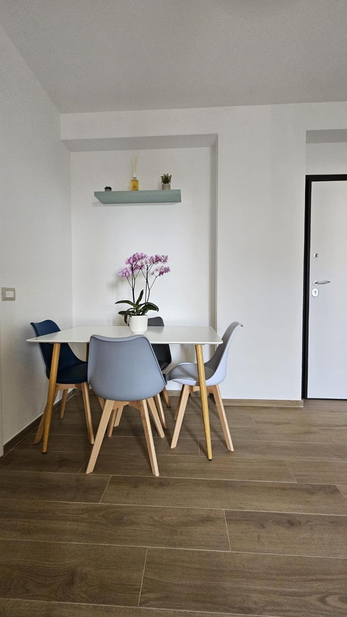 The Stopover Suite House 菲乌米奇诺 外观 照片